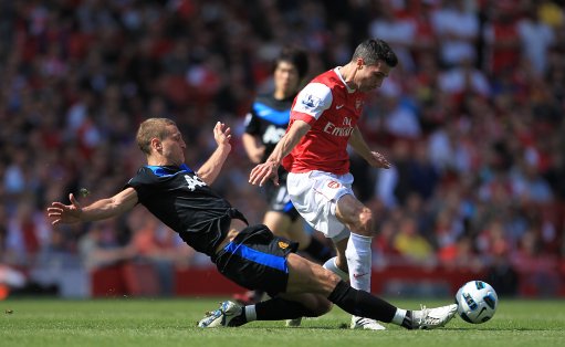 而休赛期间 而休赛期间